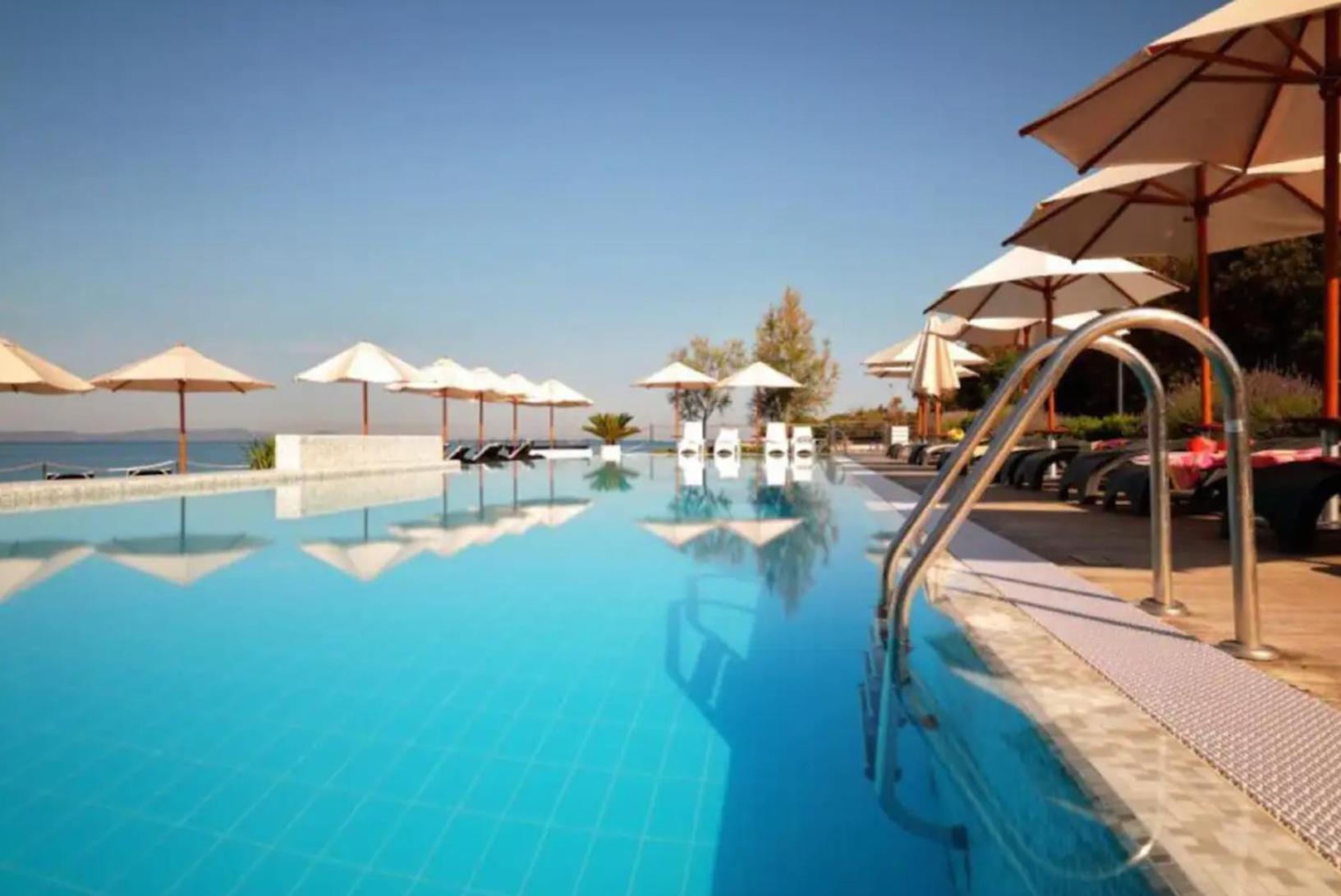 Punta Skala Residence เพทรอซาเน ภายนอก รูปภาพ